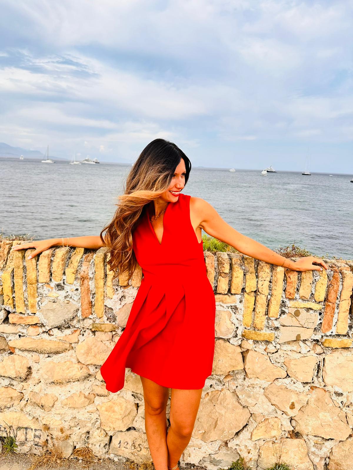 VICTORIA